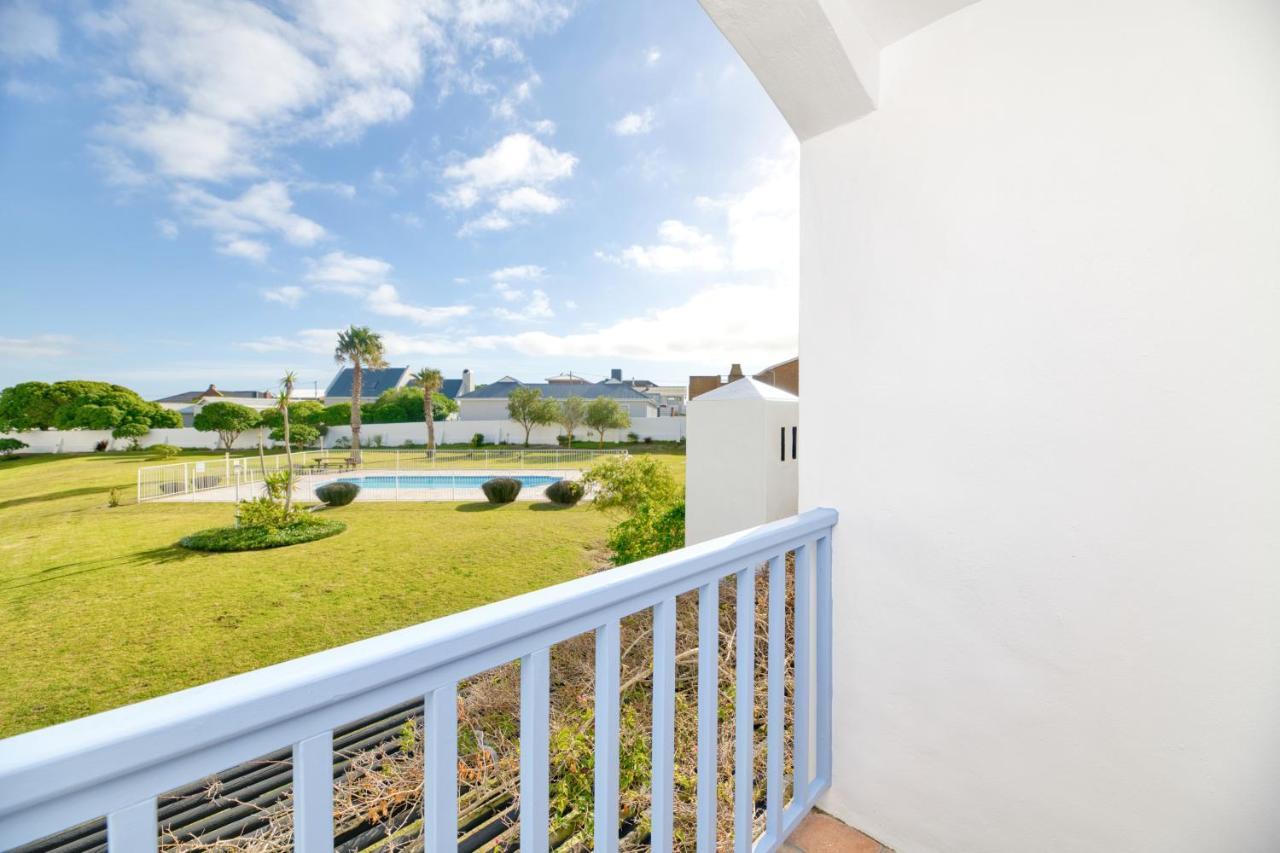 25 The Tides Apartment Струисбай Екстериор снимка