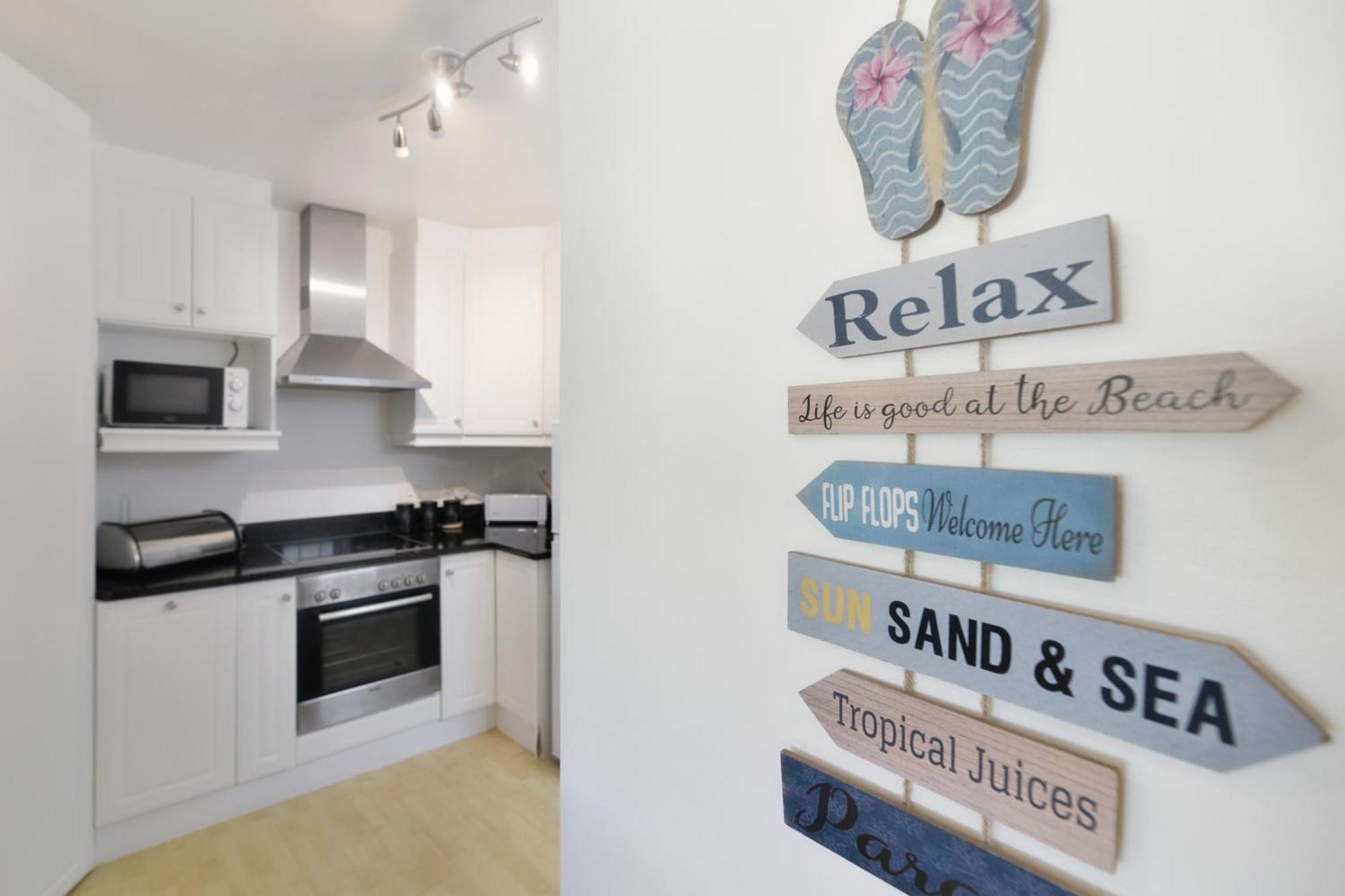 25 The Tides Apartment Струисбай Екстериор снимка